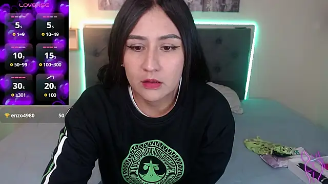 Snapshot of mia_aira chatting on 02-14-25, 08:59 mia aira online show from 02-14-25, 08:59