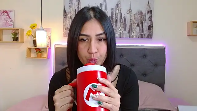 Snapshot of mia_aira chatting on 09-14-25, 03:33 mia aira online show from 09-14-25, 03:33