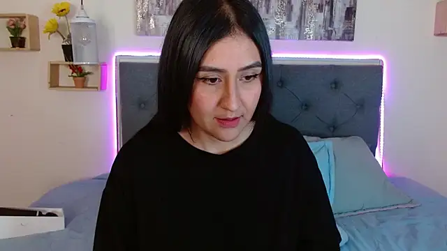 Snapshot of mia_aira chatting on 09-30-25, 03:39 mia aira online show from 09-30-25, 03:39