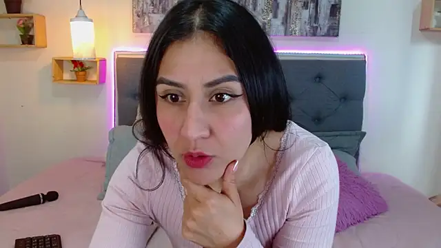 Snapshot of mia_aira chatting on 11-22-25, 03:55 mia aira online show from 11-22-25, 03:55