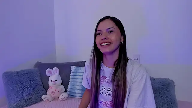 Brisa blue online show from 11-14-25, 04:38