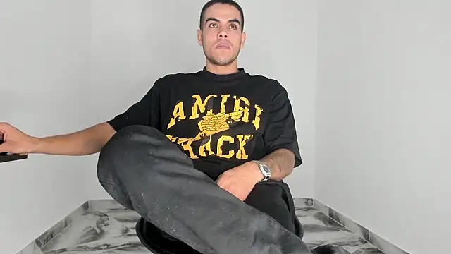 Snapshot of mikee_scooth chatting on 01-13-26, 05:18 mikee scooth online show from 01-13-26, 05:18