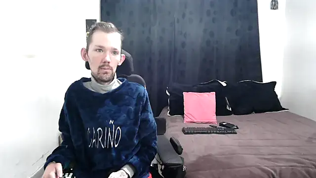 Sophia and Thomas online show from 02-27-25, 09:43