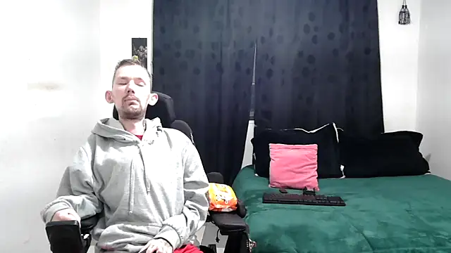 Sophia and Thomas online show from 03-15-25, 10:35