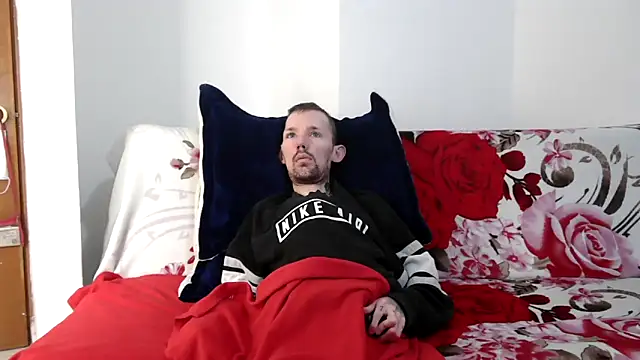 Sophia and Thomas online show from 02-02-26, 09:35