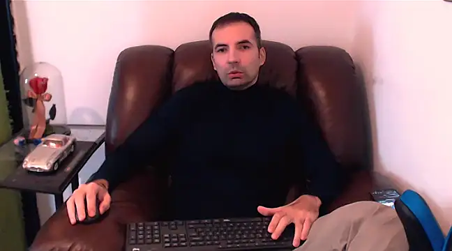 Leo 1617 online show from 12-16-24, 10:50