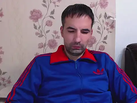 Snapshot of Leo_1617 chatting on 12-01-25, 08:58 Leo 1617 online show from 12-01-25, 08:58