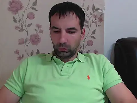 Snapshot of Leo_1617 chatting on 12-15-25, 06:39 Leo 1617 online show from 12-15-25, 06:39