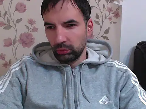 Snapshot of Leo_1617 chatting on 02-05-26, 12:10 Leo 1617 online show from 02-05-26, 12:10