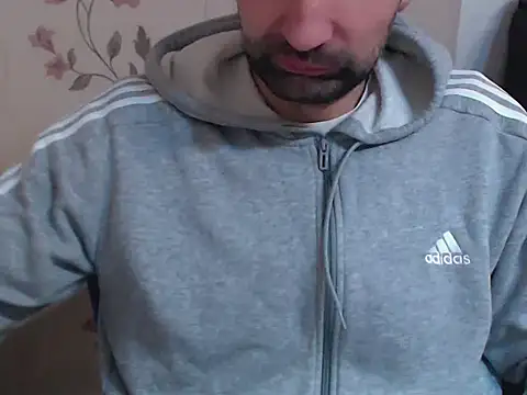 Snapshot of Leo_1617 chatting on 02-15-26, 11:19 Leo 1617 online show from 02-15-26, 11:19