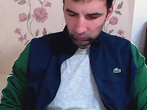 Snapshot of Leo_1617 chatting on 02-16-26, 09:33 Leo 1617 online show from 02-16-26, 09:33