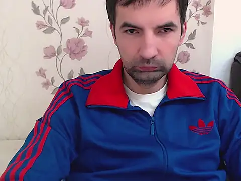 Snapshot of Leo_1617 chatting on 02-22-26, 11:42 Leo 1617 online show from 02-22-26, 11:42