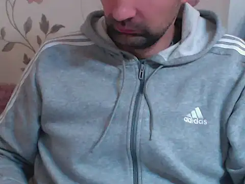 Snapshot of Leo_1617 chatting on 02-23-26, 04:37 Leo 1617 online show from 02-23-26, 04:37