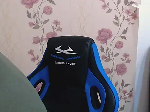 Snapshot of Leo_1617 chatting on 03-02-26, 10:22 Leo 1617 online show from 03-02-26, 10:22