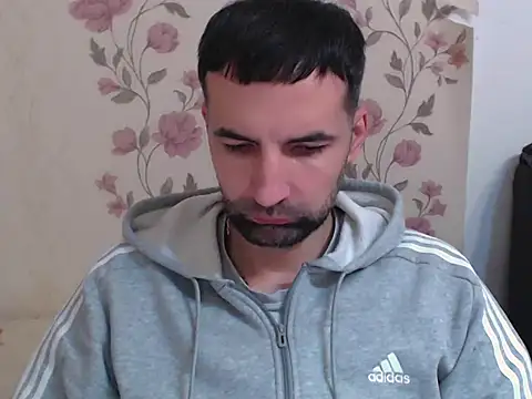 Snapshot of Leo_1617 chatting on 03-04-26, 09:37 Leo 1617 online show from 03-04-26, 09:37