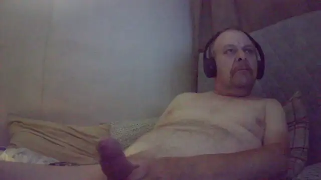 Snapshot of amylrmm1903 chatting on 09-22-25, 12:45 amylrmm1903 online show from 09-22-25, 12:45