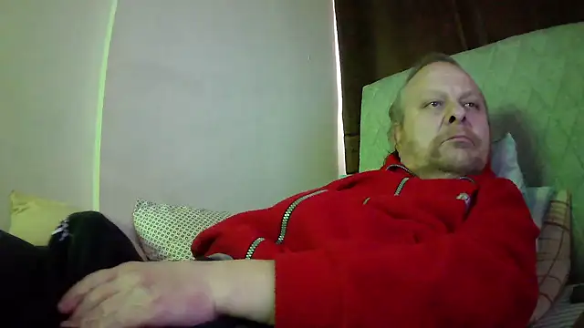 Snapshot of amylrmm1903 chatting on 03-15-26, 12:00 amylrmm1903 online show from 03-15-26, 12:00