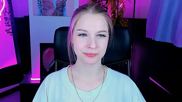 CuteMousee online show from 12-07-24, 08:44