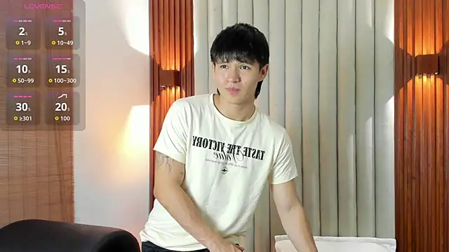 Snapshot of Ryo_kush chatting on 10-20-25, 03:40 Ryo kush online show from 10-20-25, 03:40