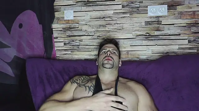 XxBigboybandxX online show from 01-26-25, 04:51