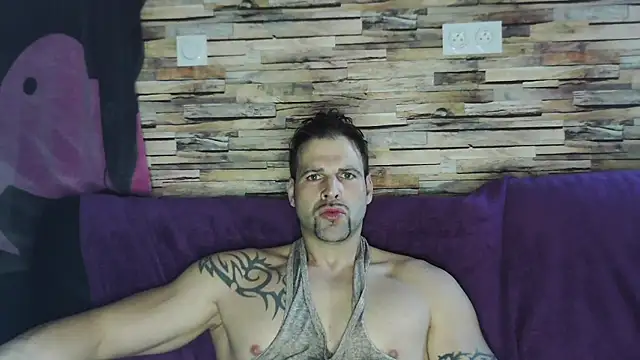 XxBigboybandxX online show from 01-31-25, 09:59