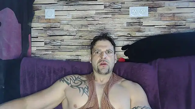 XxBigboybandxX online show from 03-16-25, 08:32