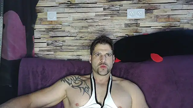 XxBigboybandxX online show from 03-22-25, 03:31