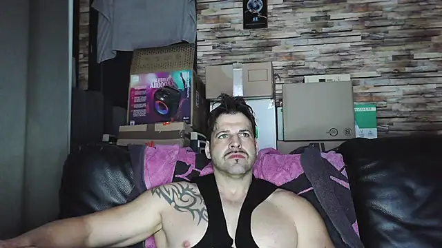 XxBigboybandxX online show from 02-28-26, 05:41