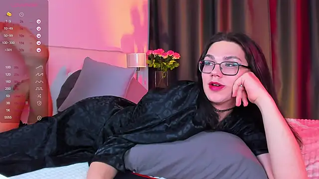 Snapshot of Alfreda_Mills chatting on 01-26-25, 03:38 Alfreda Mills online show from 01-26-25, 03:38