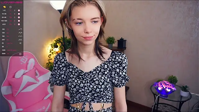 Snapshot of EngelAlman chatting on 02-01-25, 07:26 EngelAlman online show from 02-01-25, 07:26