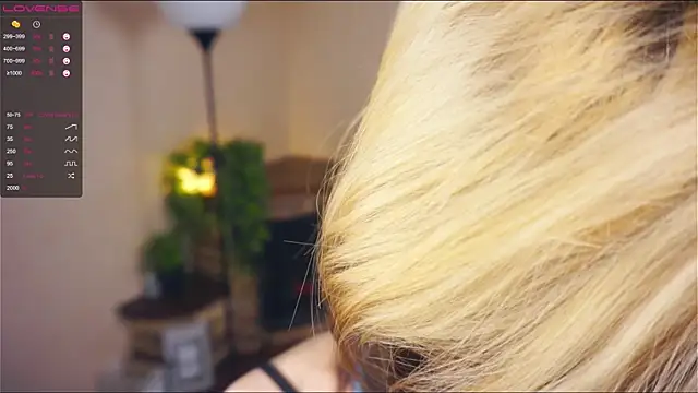 Snapshot of EngelAlman chatting on 02-24-25, 07:11 EngelAlman online show from 02-24-25, 07:11