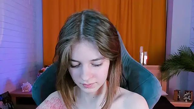 TinaDavil online show from 01-26-25, 08:23