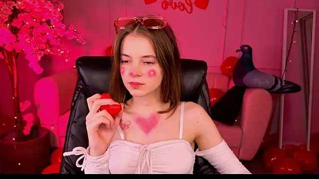 TinaDavil online show from 02-14-25, 04:09