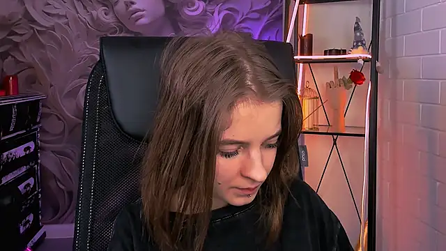 TinaDavil online show from 03-03-25, 08:43