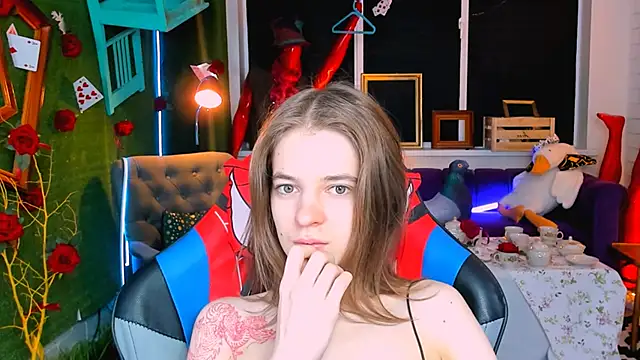 TinaDavil online show from 03-20-25, 09:04