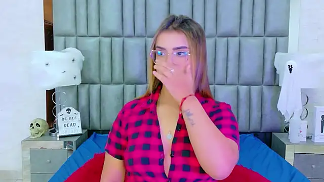 ZoehRoux online show from 10-31-25, 04:13