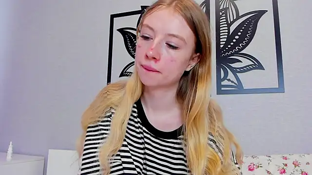 minidivaa  online show from 02-16-25, 01:16