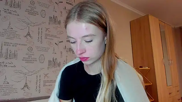 minidivaa  online show from 09-21-25, 08:10