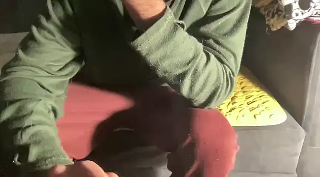 Snapshot of 4small4inchlol chatting on 02-01-25, 11:54 4small4inchlol online show from 02-01-25, 11:54