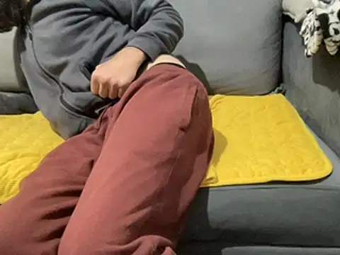 Snapshot of 4small4inchlol chatting on 02-10-25, 09:47 4small4inchlol online show from 02-10-25, 09:47