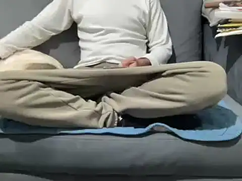 Snapshot of 4small4inchlol chatting on 02-18-25, 06:58 4small4inchlol online show from 02-18-25, 06:58