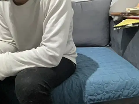 Snapshot of 4small4inchlol chatting on 02-24-25, 05:20 4small4inchlol online show from 02-24-25, 05:20