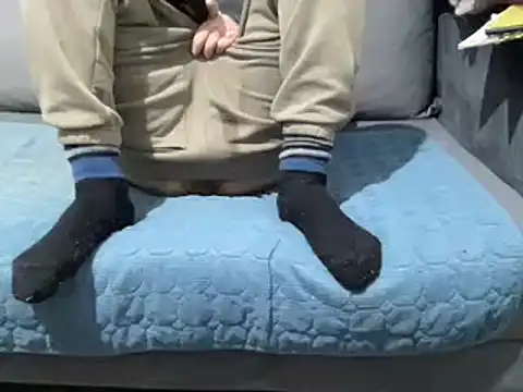 Snapshot of 4small4inchlol chatting on 02-25-25, 08:51 4small4inchlol online show from 02-25-25, 08:51