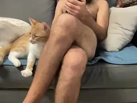 Snapshot of 4small4inchlol chatting on 09-27-25, 12:15 4small4inchlol online show from 09-27-25, 12:15