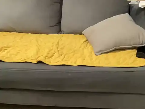 Snapshot of 4small4inchlol chatting on 11-28-25, 08:44 4small4inchlol online show from 11-28-25, 08:44