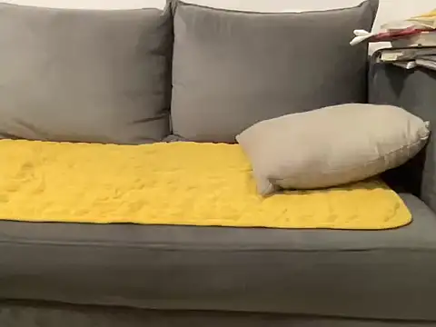 Snapshot of 4small4inchlol chatting on 01-10-26, 12:23 4small4inchlol online show from 01-10-26, 12:23