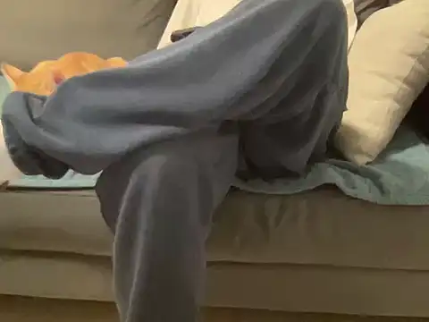 Snapshot of 4small4inchlol chatting on 02-26-26, 11:37 4small4inchlol online show from 02-26-26, 11:37