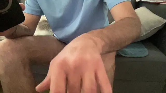 4small4inchlol online show from 04-28-26, 10:31