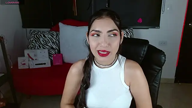 Carolaine69  online show from 09-26-25, 01:37