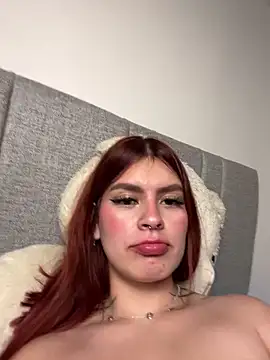 Snapshot of Isa_smeraldy chatting on 03-03-26, 06:19 Isa smeraldy online show from 03-03-26, 06:19